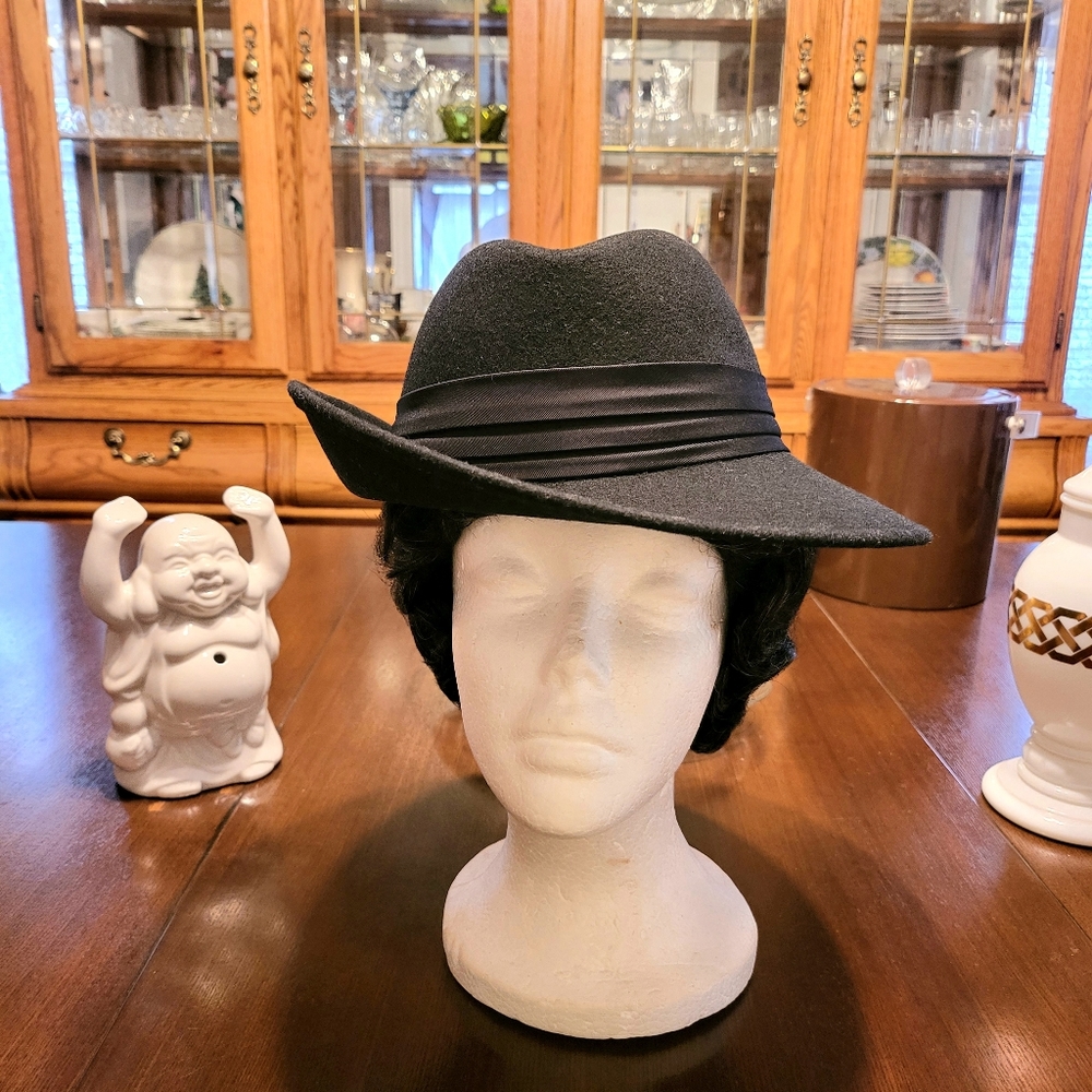 100% Wool hat